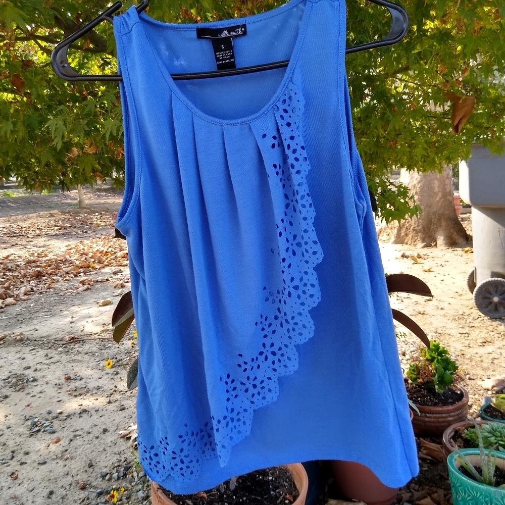 Really cute tank top